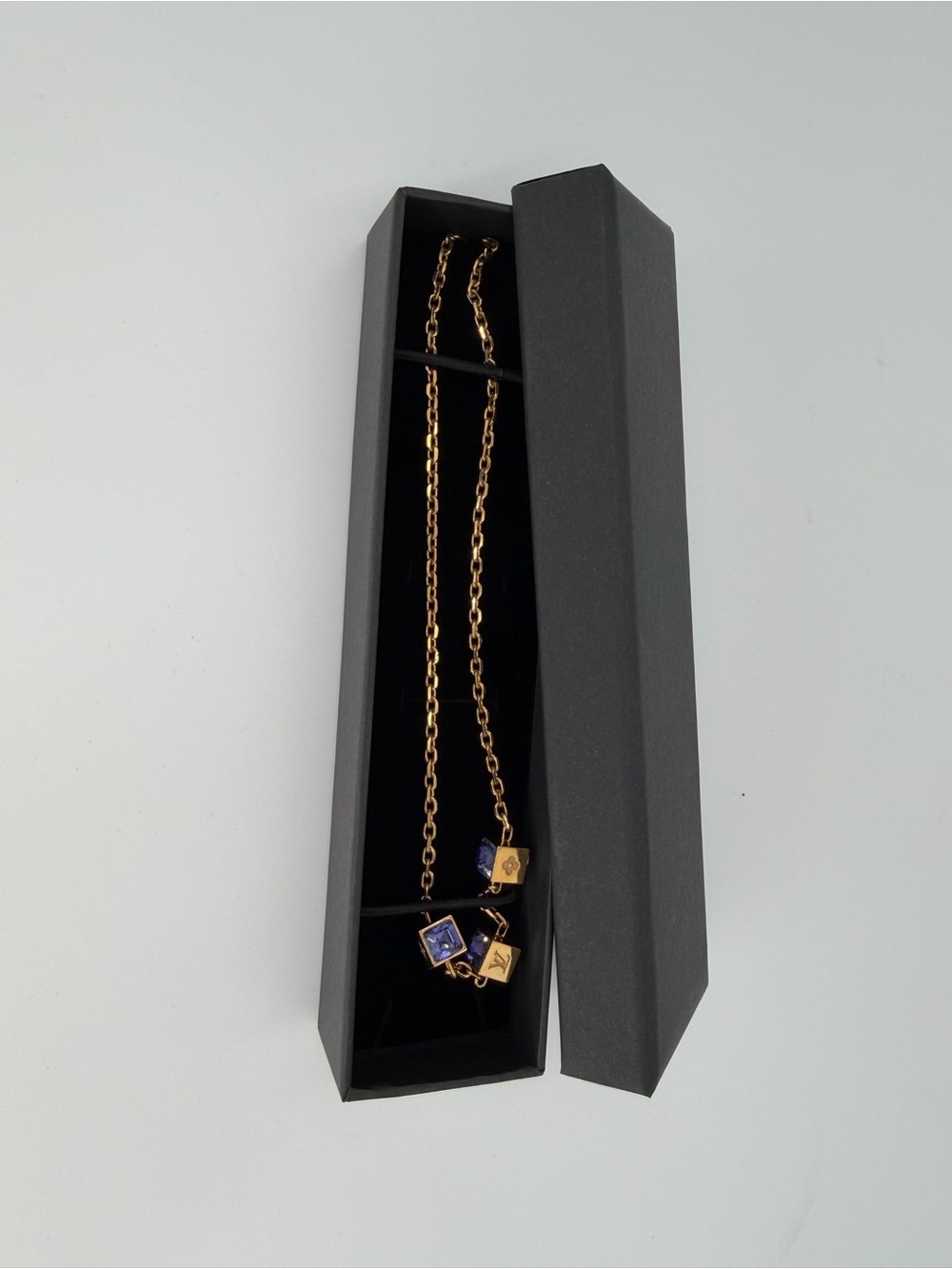 Louis Vuitton Gamble Necklace Gold with Purple and Clear Swarovski Crystals - Picture 13 of 13
